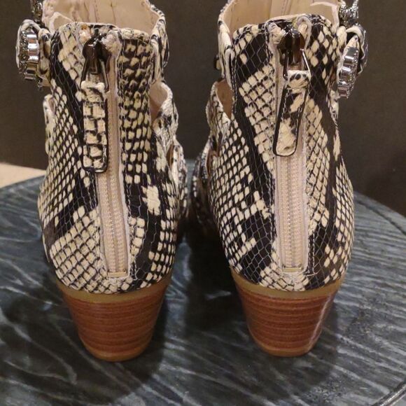 Vintage Nine West Snake Skin Western Cutout Booties Size 5 - Picture 2 of 9